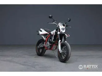 swm sm 500 r r abs my21 wit