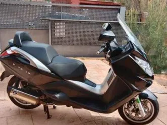 peugeot - satelis 400 negra