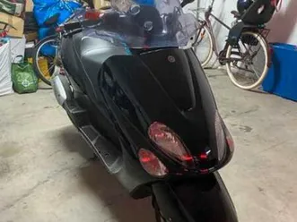 yamaha - majesty 125