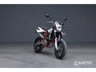 swm sm 500 r r abs my21 bianco