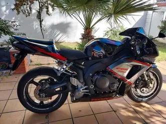 honda - cbr 1000 rr