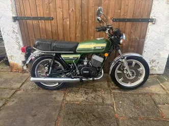 yamaha rd400 1976 classic japanese 2 stroke motorcycle