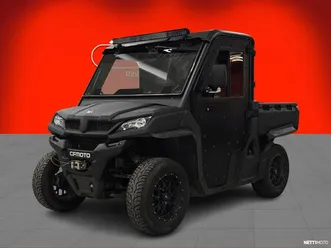 1000 juuri saapunut, hyvin huollettu, äänieristetty, lämpöhytti, radio, vinssi, kahdet renkaat