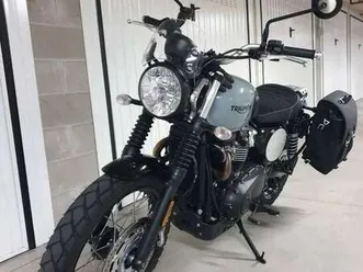 triumph street scrambler grigio