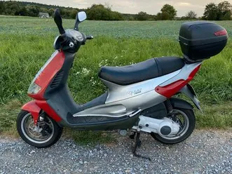 piaggio skipper st125 roller