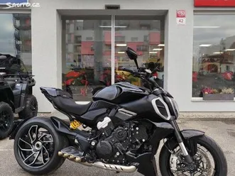 ducati ostatní diavel v4, 1. majitel, čr, tov | sauto.cz