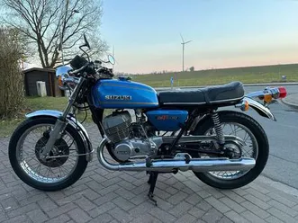 suzuki gt 500