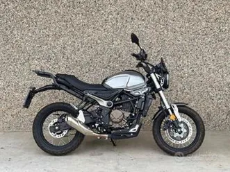 voge trofeo 300 acx scrambler - solo 2900 km - 202