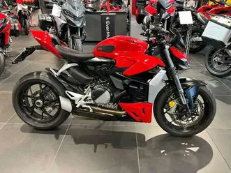 ducati streetfighter v2 red