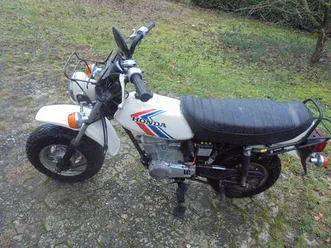 honda dax cy bj 9/1978 km 10,000 garagenfund ist komplett benzin