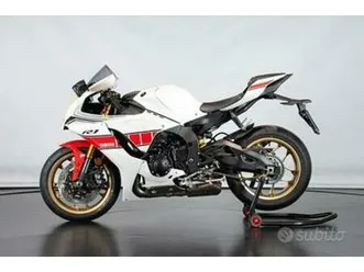 yamaha yzf r1 60°th anniversario - 2023