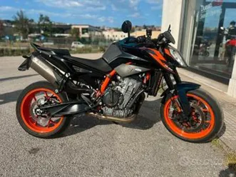 ktm 890 duke r- 2022