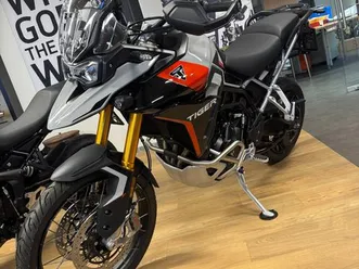 moto neuve: triumph tiger 900 rally pro