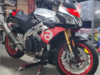 aprilia tuono v4 1100 factory