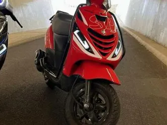 zip 80cc nieuwstaat — scooters | piaggio — marktplaats