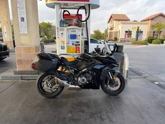 2022 suzuki gsx1000s gt+, low miles, original owner