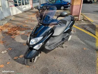 yamaha majesty 125 – 2007 – 17 000 km – prêt à rouler (équipements inclus)