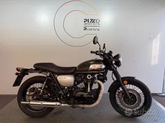 kawasaki w 800 gomme nuove solo 500km