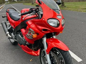 triumph sprint rs 955i