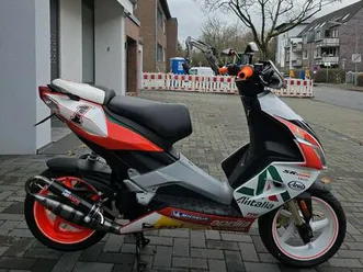 aprilia sr 50 r alitalia nr.1 sondermodell neu!!