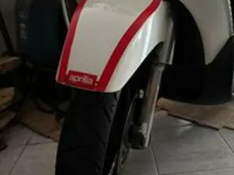 aprilia scarabeo 300 s