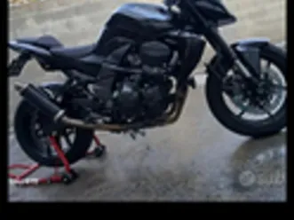 kawasaki z 750 naked