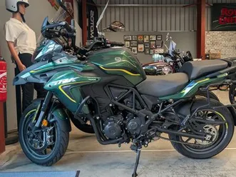 moto a2 - benelli trk 502 - espace motos