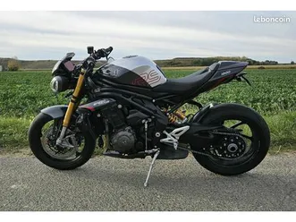 triumph speed triple 1200 rs
