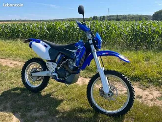 yamaha 250 wrf - entièrement restaurée, avec un démarreur électrique, homologuée pour la route et passée au contrôle technique avec succès