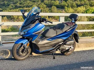 honda forza comme neuf