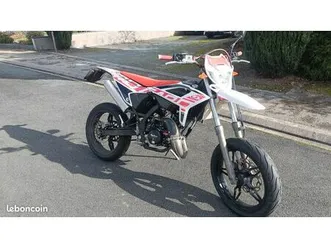 beta supermotard 50 cc