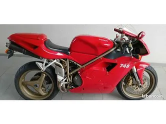 ducati superbike 748 strada biposto 23825 kms 27/11/1998 modèle 1999 moto entièrement d'origine bientôt collection , aucune bidouille dessus ,juste des échappem