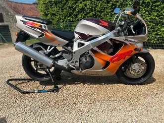 ② honda cbr 900 urban tiger