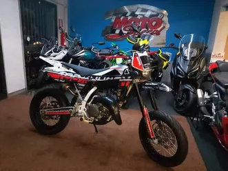 vendo husqvarna sms 125 (2012 - 13) usata a bricherasio (codice 9888855) - moto.it