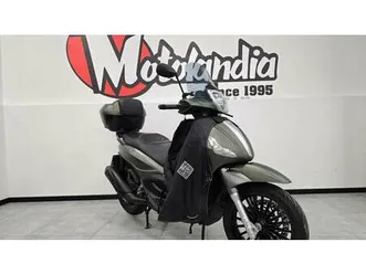 vendo piaggio beverly 300 i.e. abs-asr (2016 - 20) usata a verona (codice 9888854) - moto.it