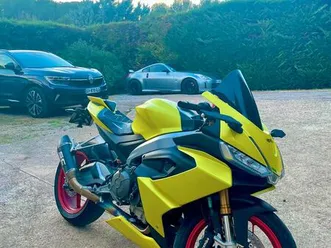 aprilia rs660 a2 - ligne complète sc project sc1-r - rétro rizoma - double disque ventilé brembo - housse de selle mamba velvet - capot de selle passager - bull 35kw 35 kw a2