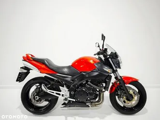 suzuki gsr