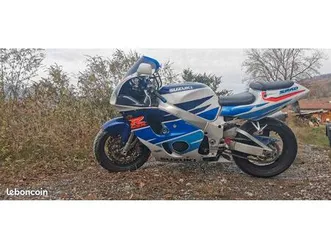 750 gsxr srad 1997