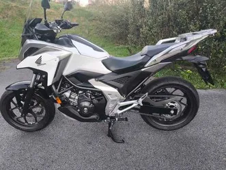 honda - nc 750 x dct