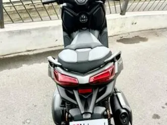 yamaha - xmax 300