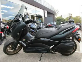 yamaha x-max 300