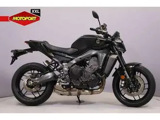 yamaha mt-09 zwart