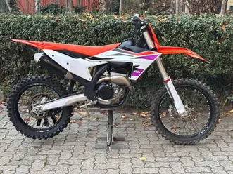 vendo ktm 250 sx-f (2024) usata a casalgrasso (codice 9888296) - moto.it