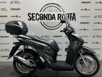 vendo-honda-sh-150i-2020-23-usata-a-livorno-codice-9888648-moto-it