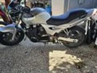 kawasaki zr7