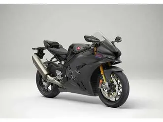 cbr1000rr-r fireblade sp 1stk lagernd