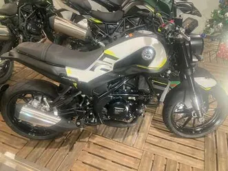 benelli leoncino 250 bianco