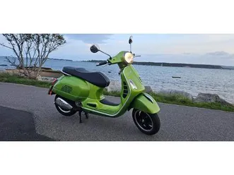 piaggio vespa gts 300 super abs scooter petrol cvt euro 4 (22 ps) 278 cc