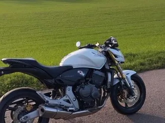 honda hornet 600 pc 41 2009r szwajcaria nowe opony lancuch, torby wroclaw stare miasto