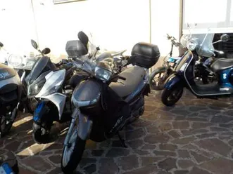 peugeot tweet anno 150 marrone